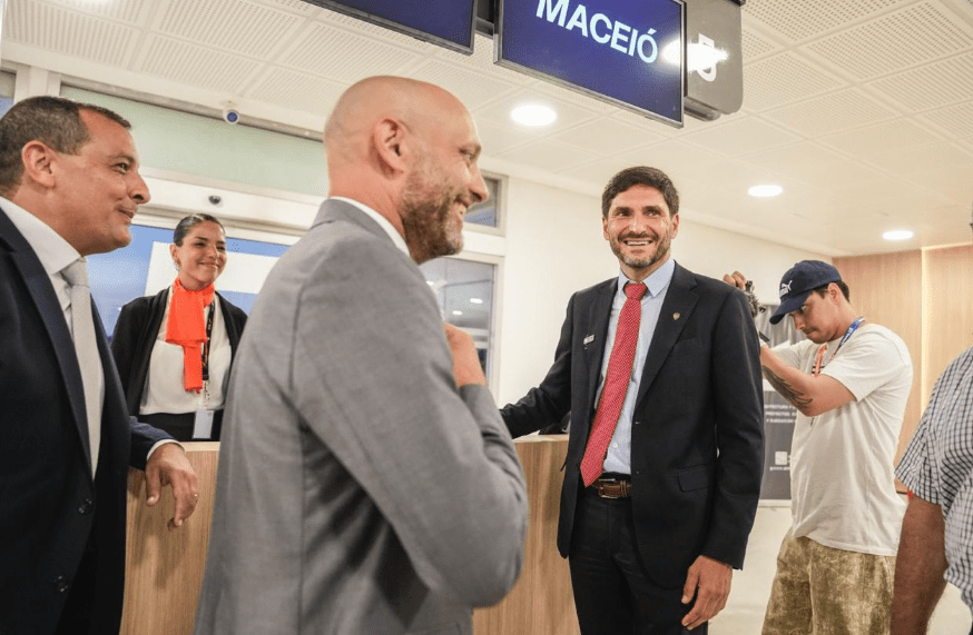 Pullaro encabezó la reapertura del aeropuerto internacional de Rosario tras obras&nbsp;provinciales