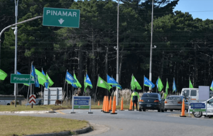 Nuevo corte en el acceso a Pinamar por la rotura del asfalto en la Ruta&nbsp;11
