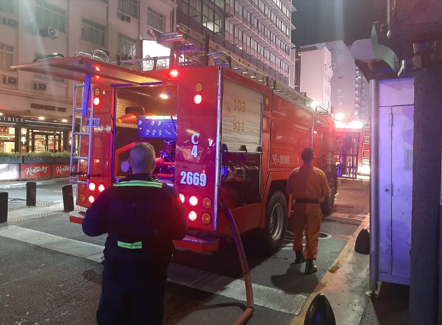 Incendio en Corrientes y Paraná: hay 10 heridos y un&nbsp;detenido